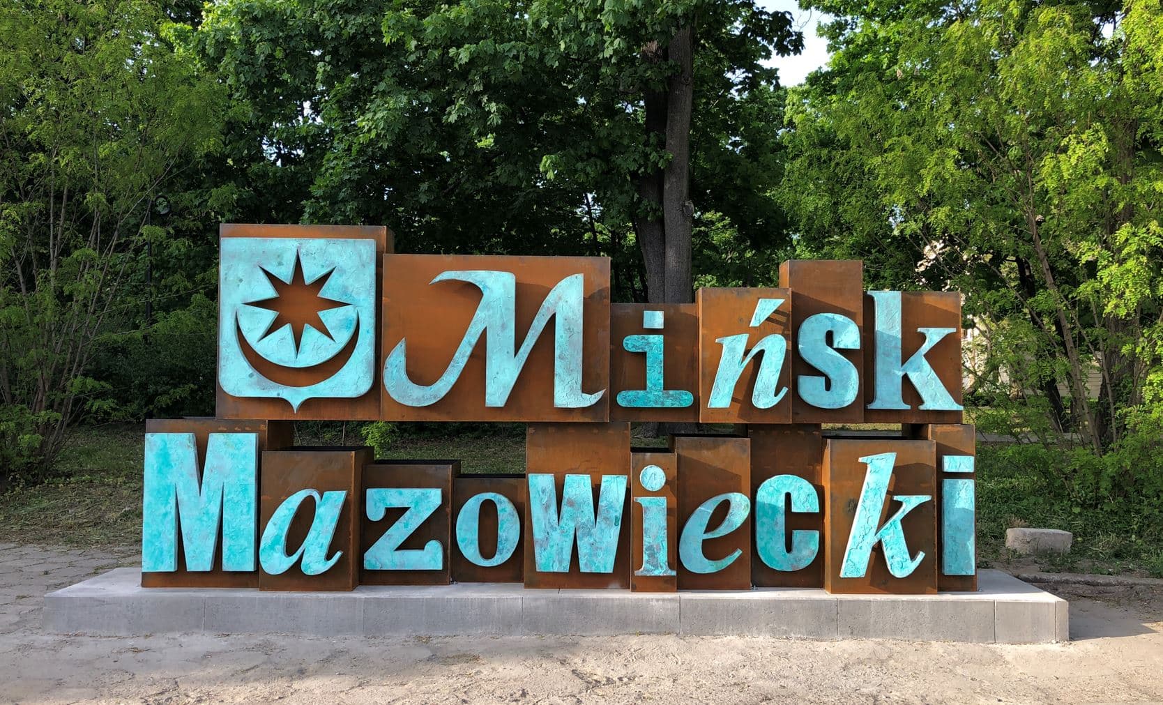 Jak zautomatyzować obsługę zapytań klientów w lokalnej firmie z Mińska Mazowieckiego?