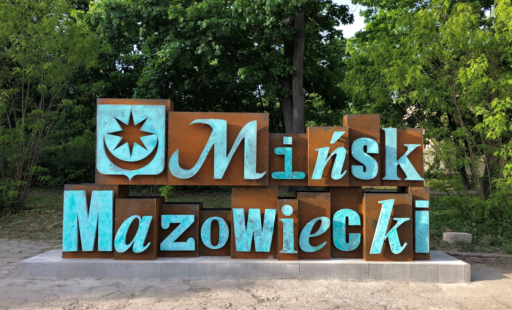 Jak zautomatyzować obsługę zapytań klientów w lokalnej firmie z Mińska Mazowieckiego?